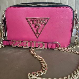 ✨ GUESS ✨ cross body bag